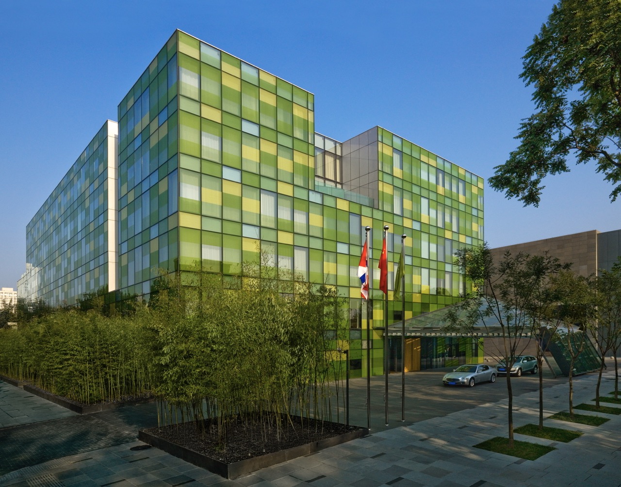 Reuse and Recycling of Materials from The Opposite House Demolition