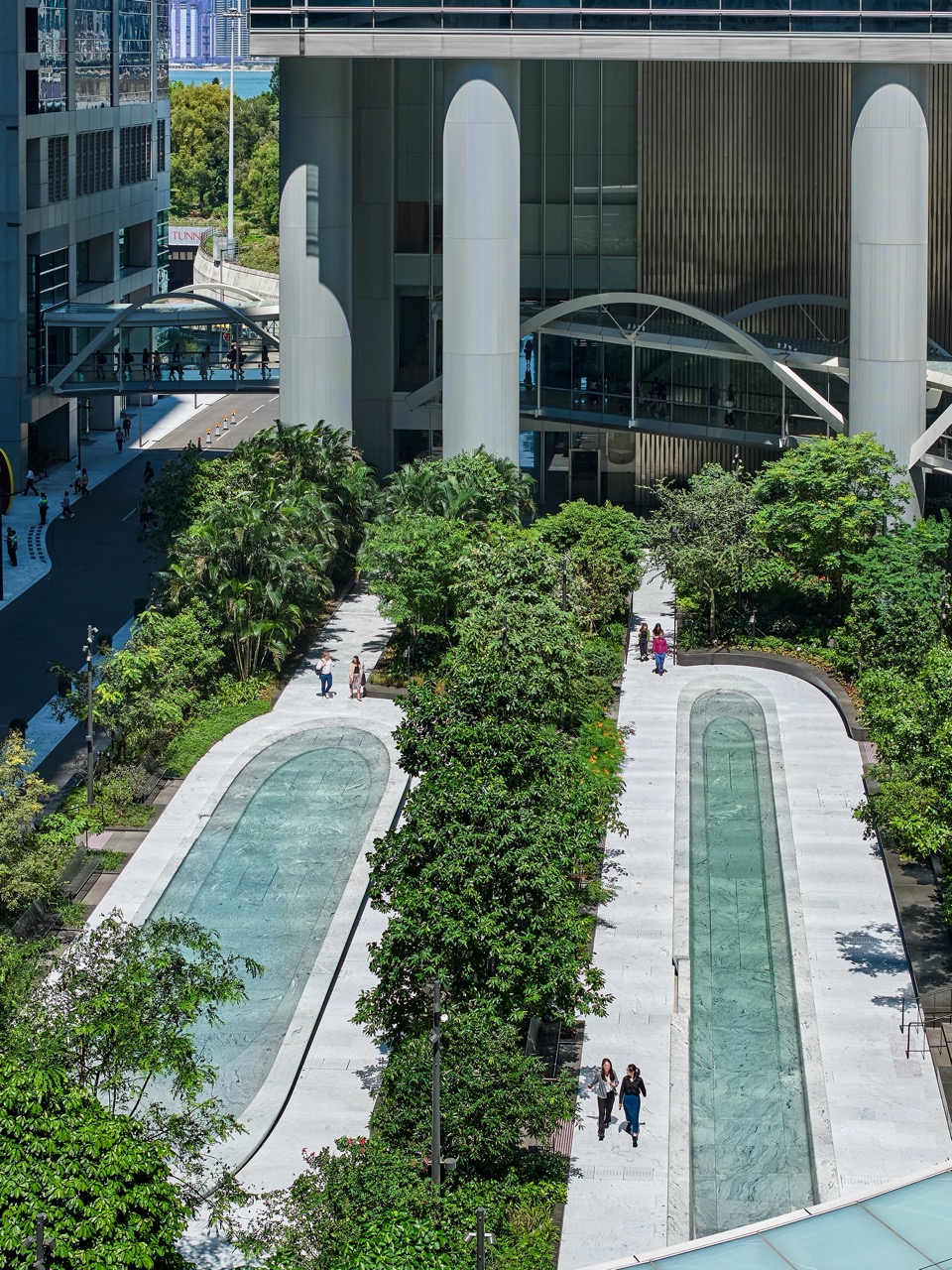 實現可持續經濟效益、推動良好的企業管治及崇高的道德標準