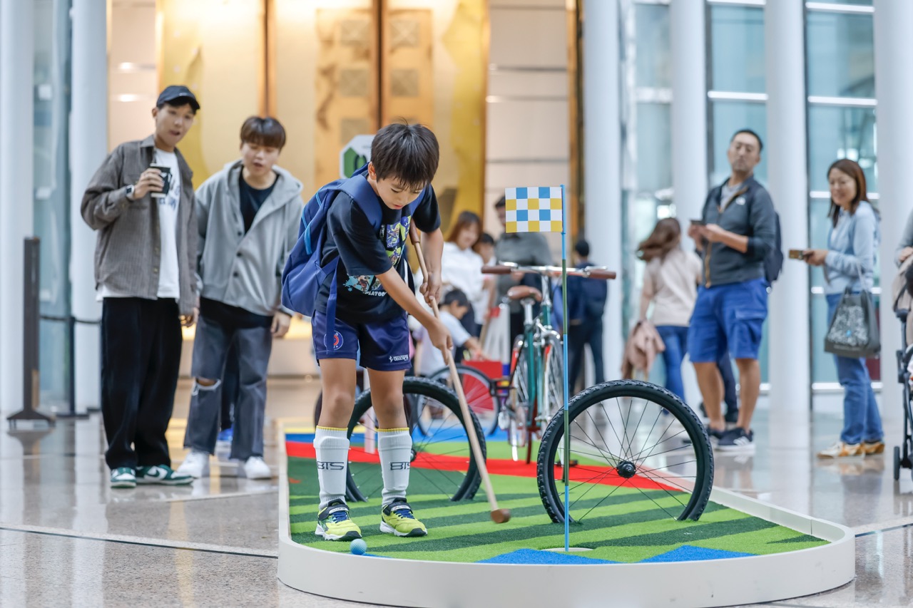 延展Corporate Wellness概念：糖厂街市集举行室内高尔夫球锦标赛