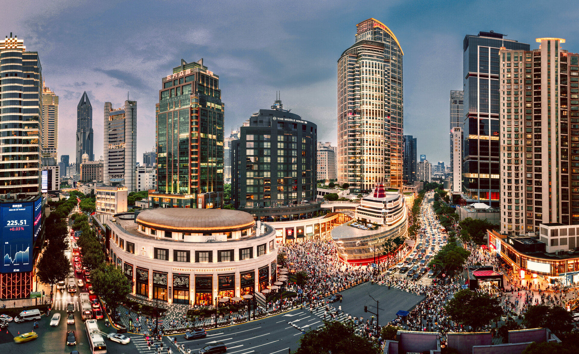 HKRI Taikoo Hui Empowers Shanghai’s Night-time Economy