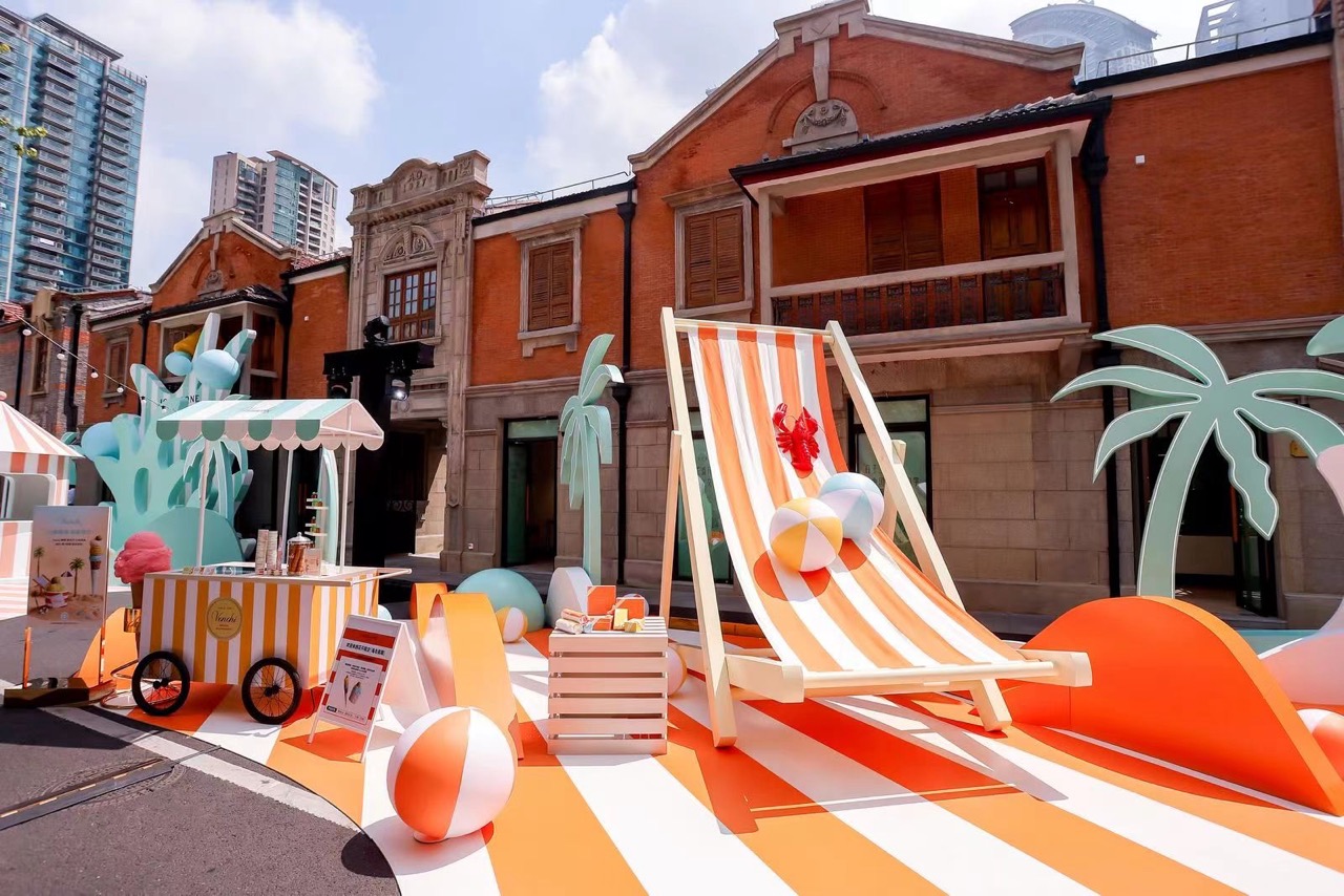 Community art and cultural events