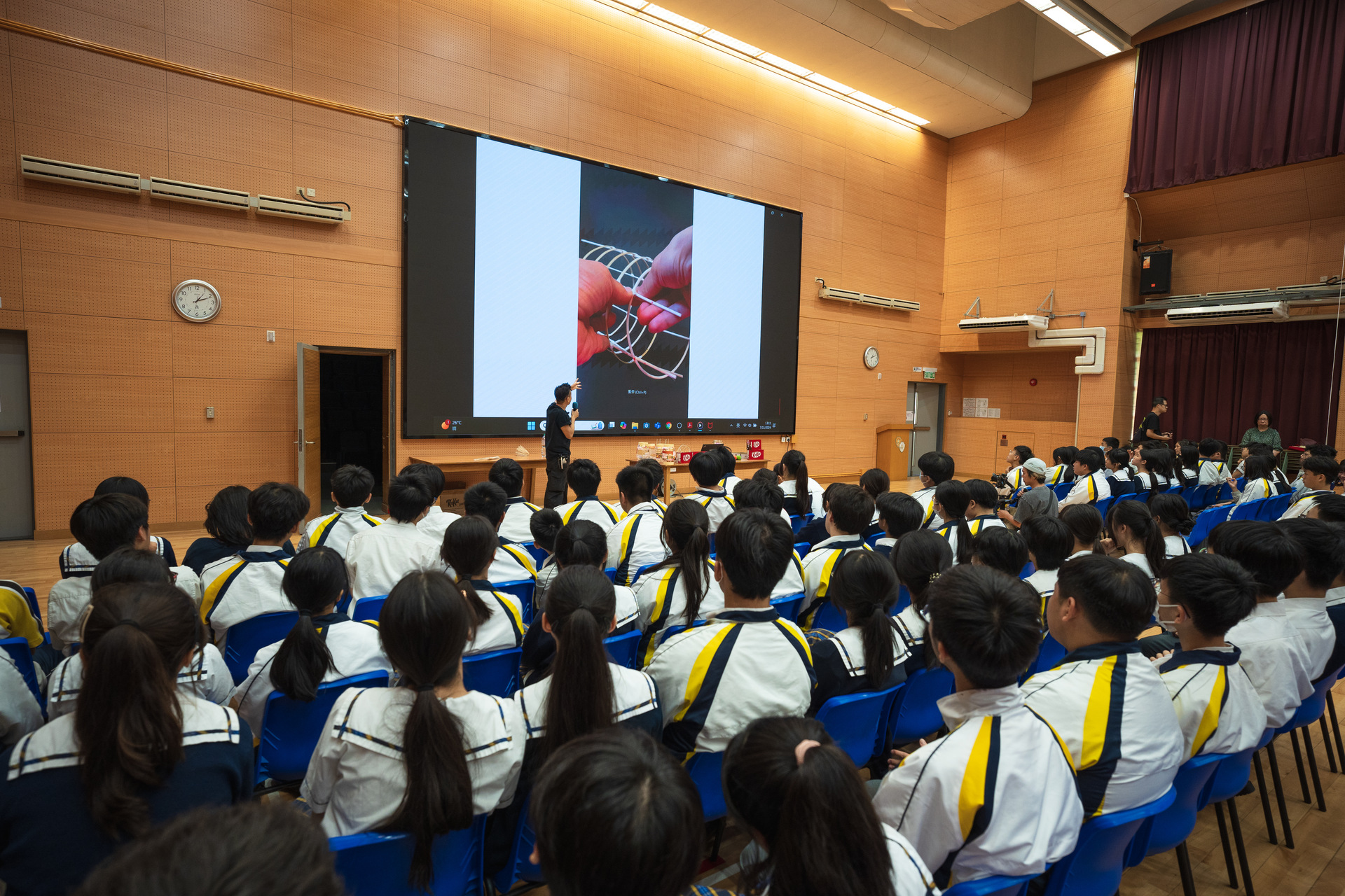 Embracing Traditional Crafts at Citygate Outlets