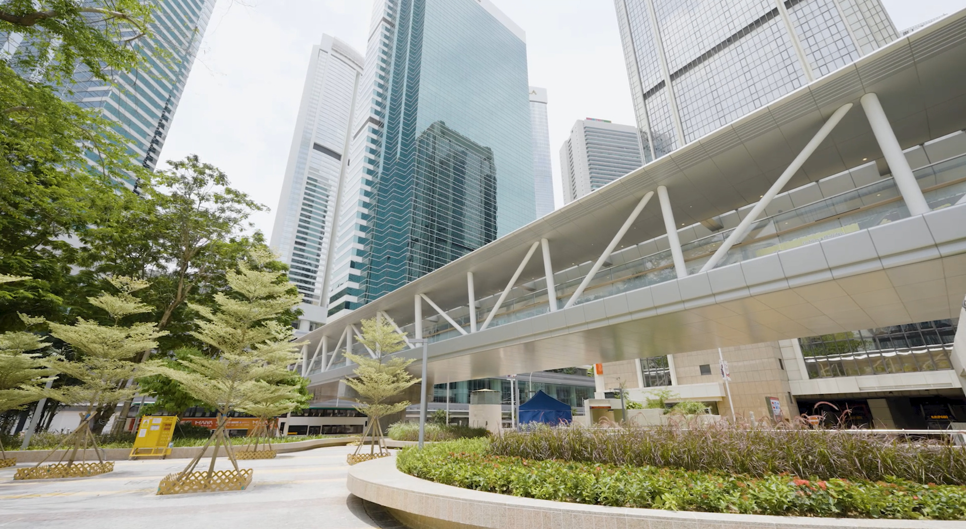 Two Queensway Bridge Officially Opens
